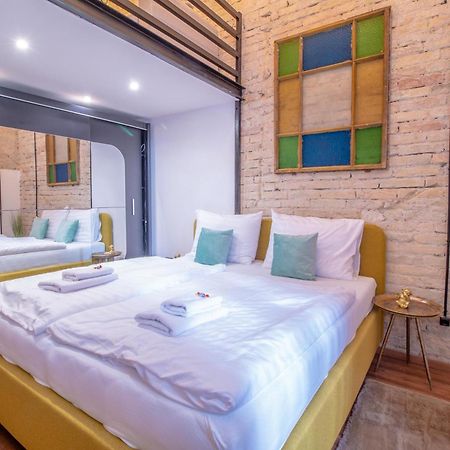 Corvin Loft Budapeste Exterior foto