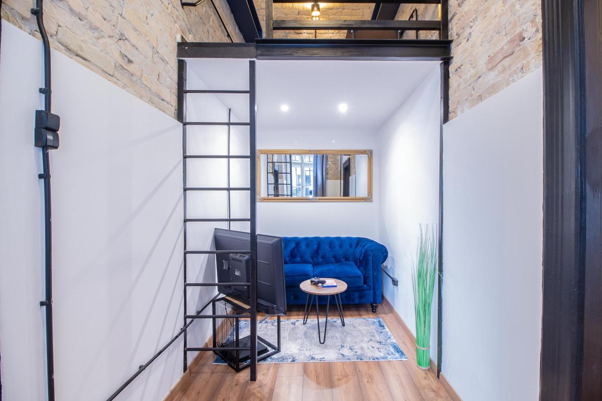 Corvin Loft Budapeste Exterior foto